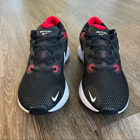 NWOT Nike Renew Running Shoe - Picture 2 of 7